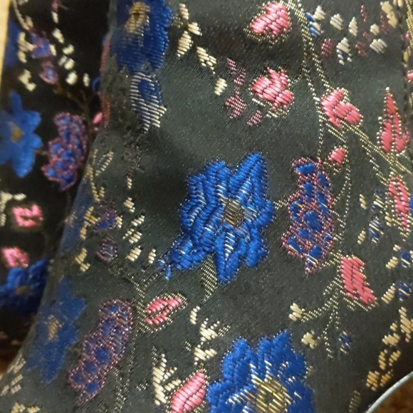 Ann Taylor ankle boots Size 7M - Picture 4 of 5